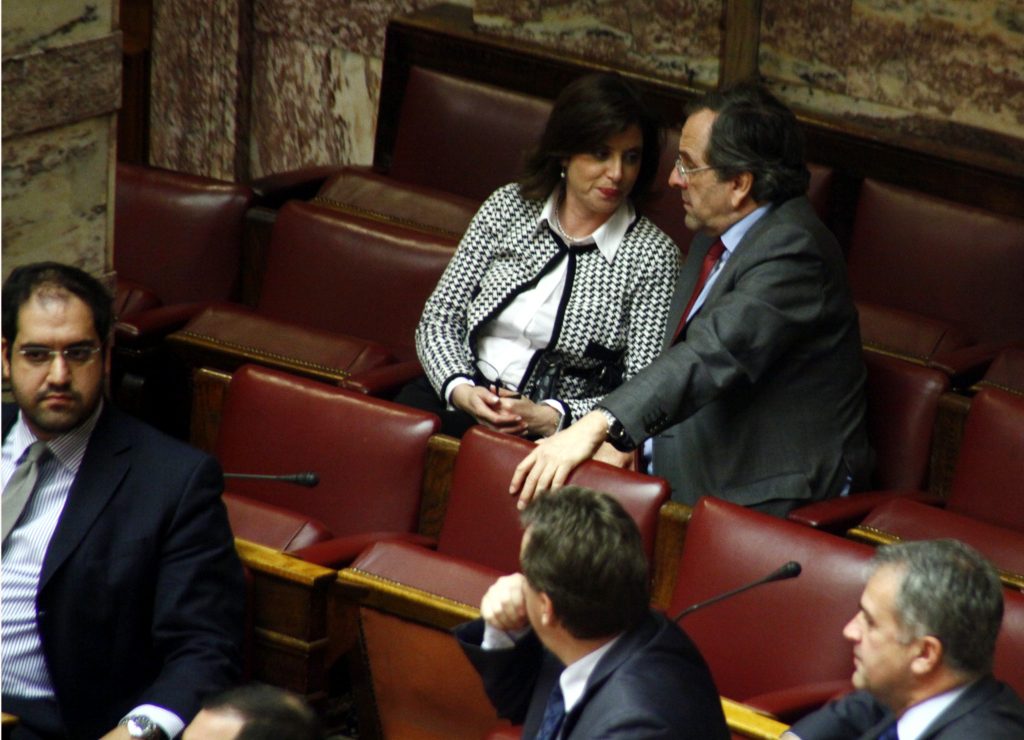 Τσακωμός Παπαδημούλη – Ασημακοπούλου για τα… μάτια του Σαμαρά