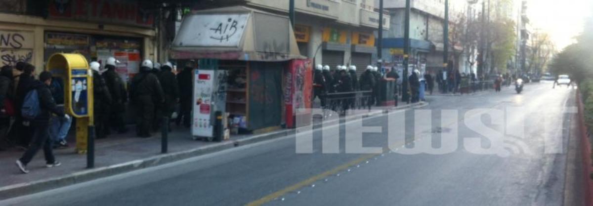 Τραυματίας αστυνομικός σε επιχείρηση σκούπα στην οδό Πατησίων