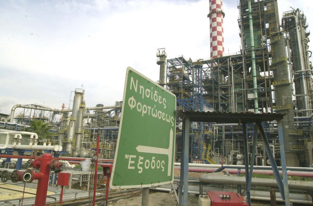 Μπλακ άουτ στο διυλιστήριο του Ασπροπύργου