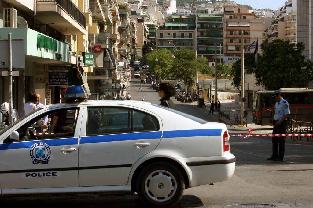 Μεγάλη επιχείρηση της ΕΛ.ΑΣ στη Λάρισα – Τέραστιο κύκλωμα νονών – Αναζητούνται 210 άτομα