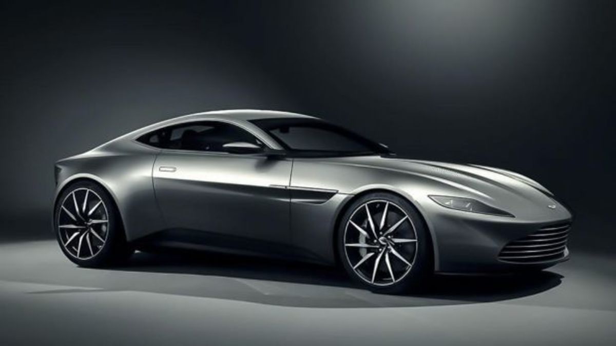 Μια Aston Martin DB10 για τον James Bond (VIDEO)