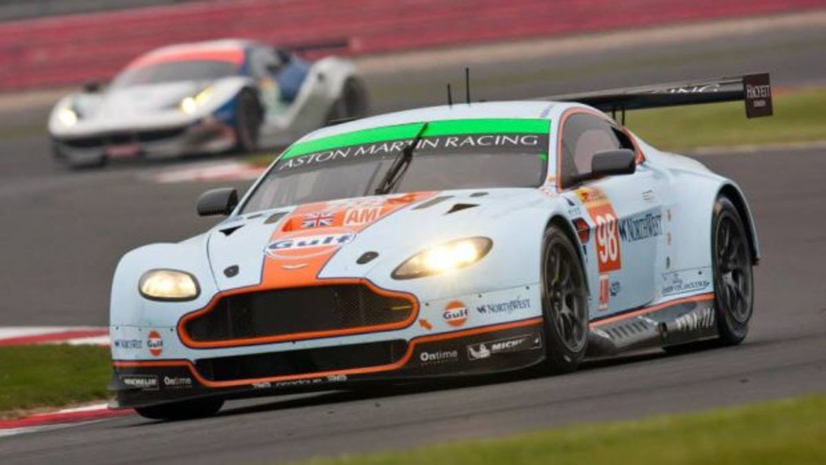 Eco-Friendly αγωνιστικές Aston Martin με ηλιακούς συλλέκτες!