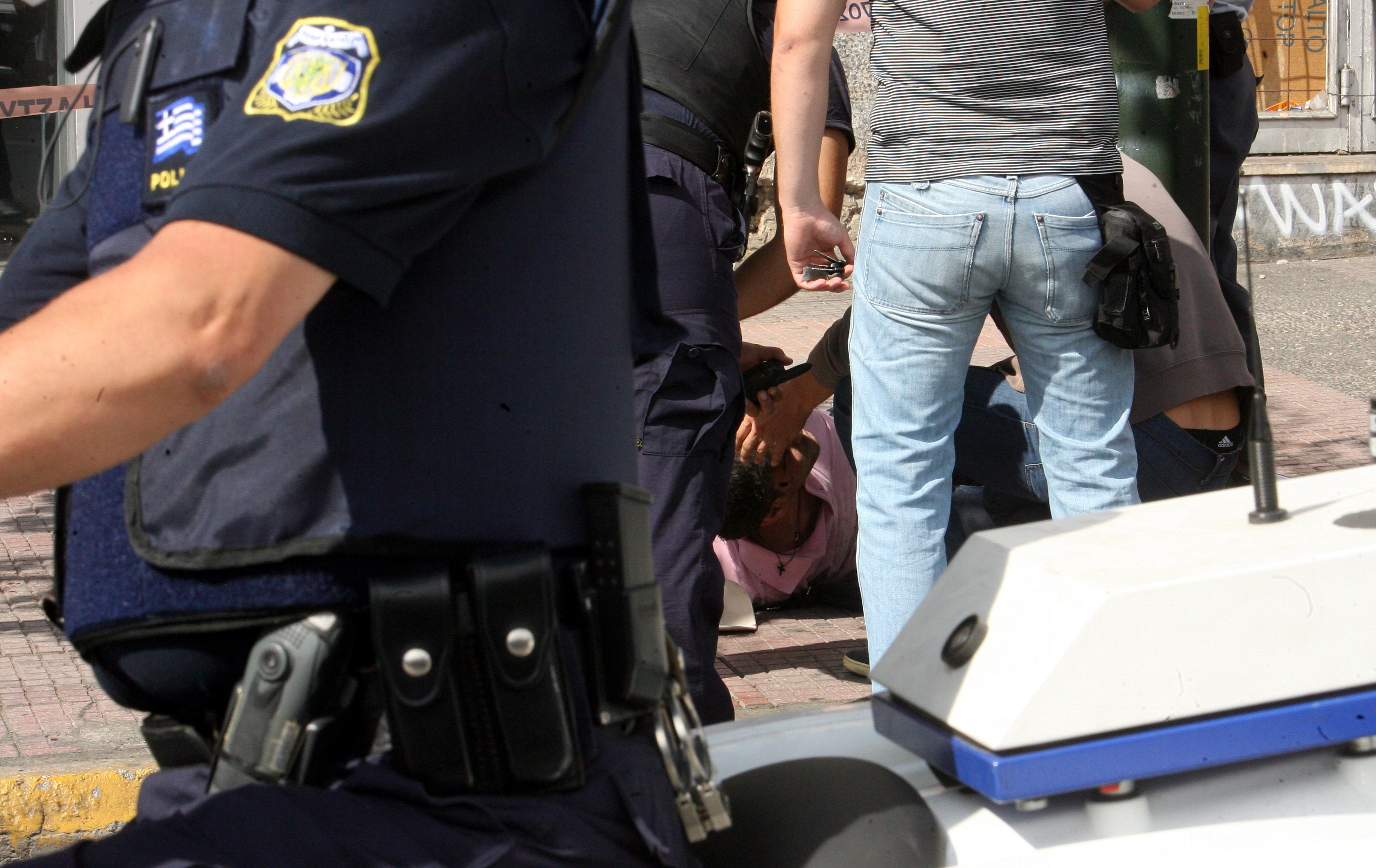 Επεισοδιακή καταδίωξη στη Δράμα – Ο τσιλιαδόρος χτύπησε στο πόδι αστυνομικό