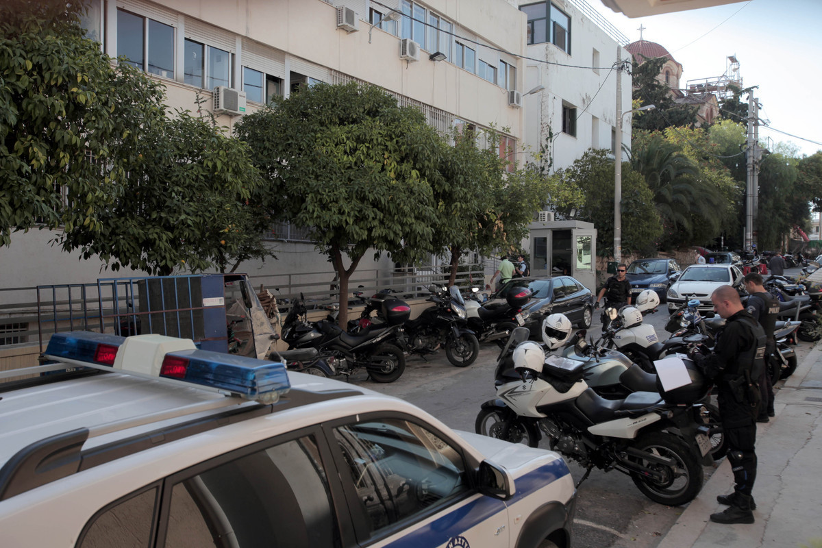 Αλλάζουν τα πάντα στην Ελληνική Αστυνομία – Ποιά αστυνομικά τμήματα κλείνουν στην Αττική και ποια συγχωνεύονται