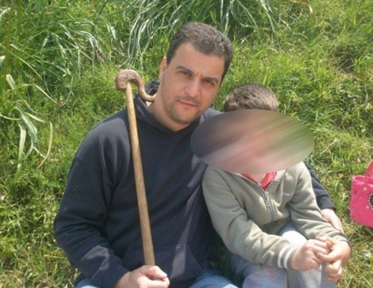 Γέννησε η χήρα του αστυνομικού που δολοφονήθηκε στο Δίστομο – Κανένα ίχνος των δραπετών παρά τις έρευνες