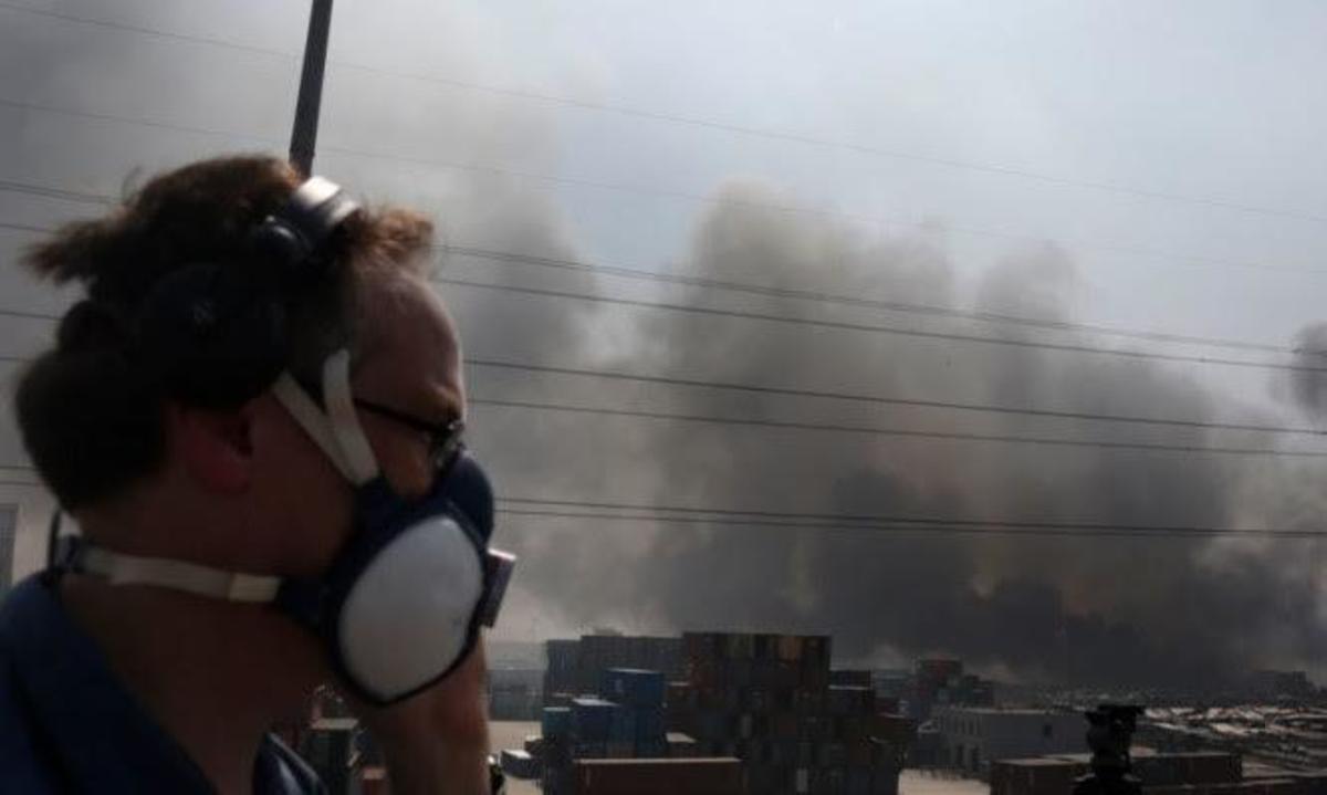 Φωτιά στον Ασπρόπυργο: Προσοχή στα συμπτώματα από τις αναθυμιάσεις στην ατμόσφαιρα