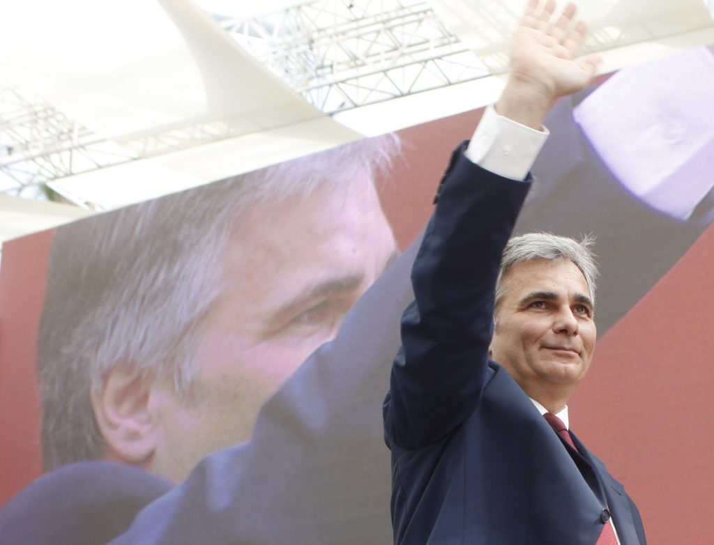 Αυστρία: Επανεξελέγη ο καγκελάριος Φάιμαν