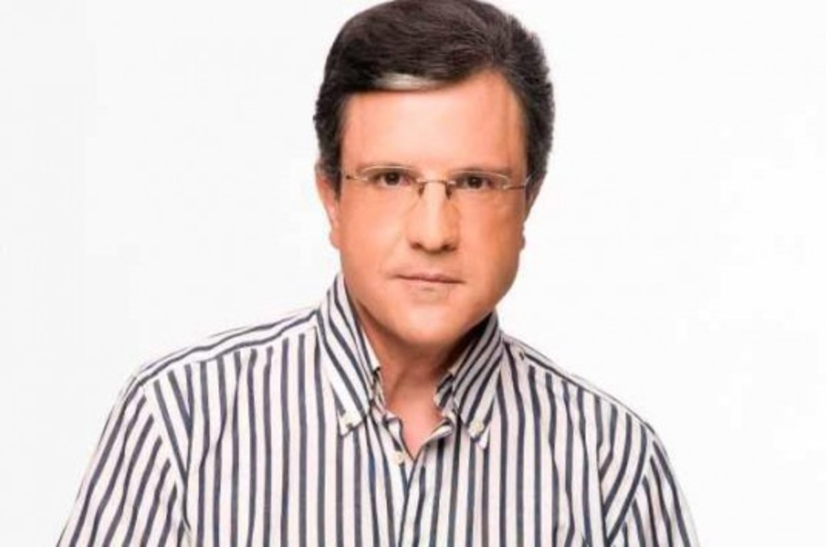 Η κόντρα του Αυτιά με τους Αναγνωστάκη – Χασαπόπουλο