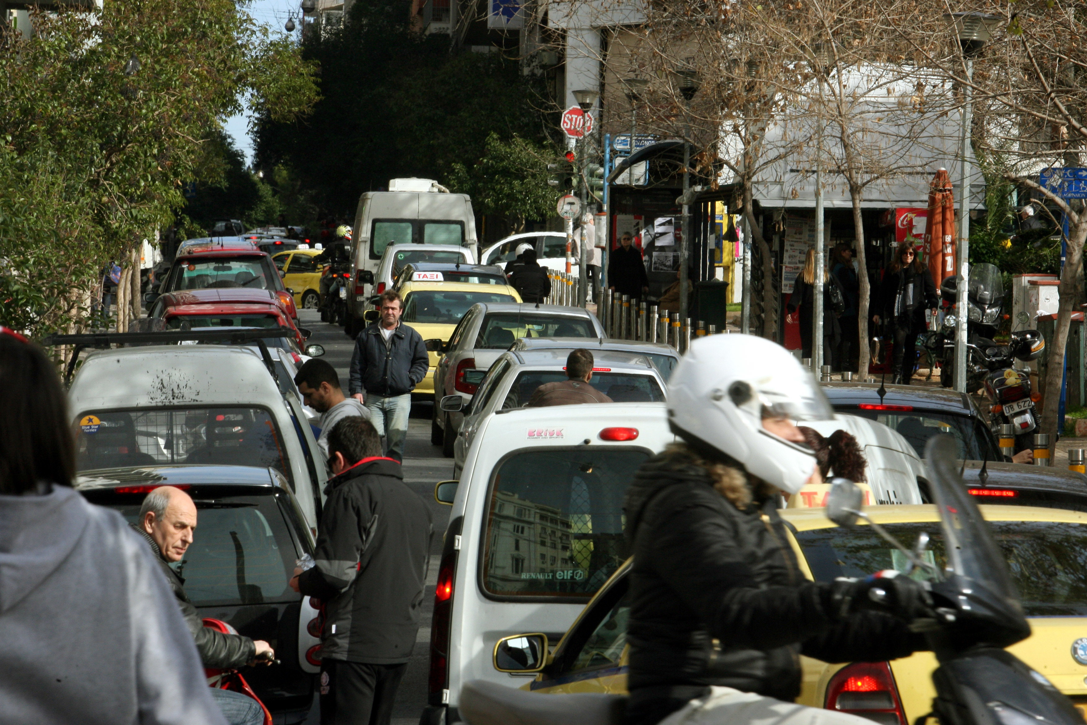 ΙΝΚΑ: Ζητά αναστολή της επιβολής προστίμων στα ανασφάλιστα οχήματα
