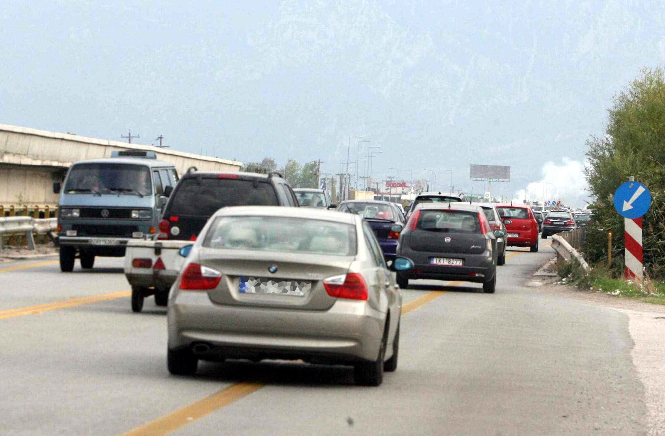 Έκαναν τα αυτοκίνητα… αγνώριστα