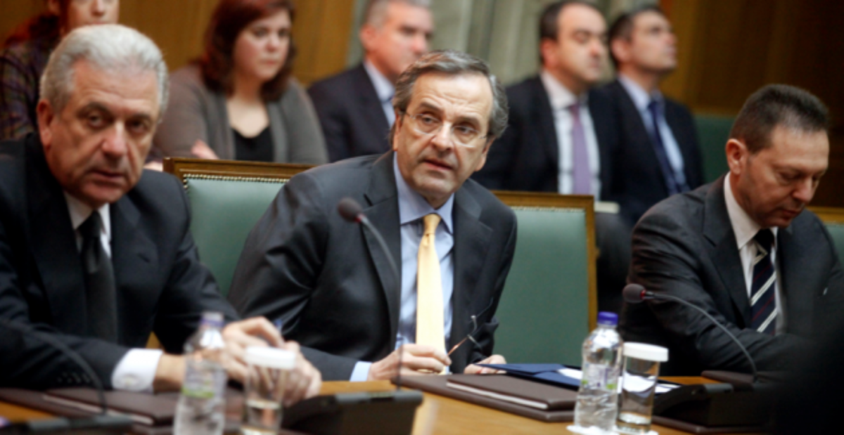 Εκβιασμός του υπουργείου Οικονομικών με στόχο να κλείσουν τα ΕΑΣ