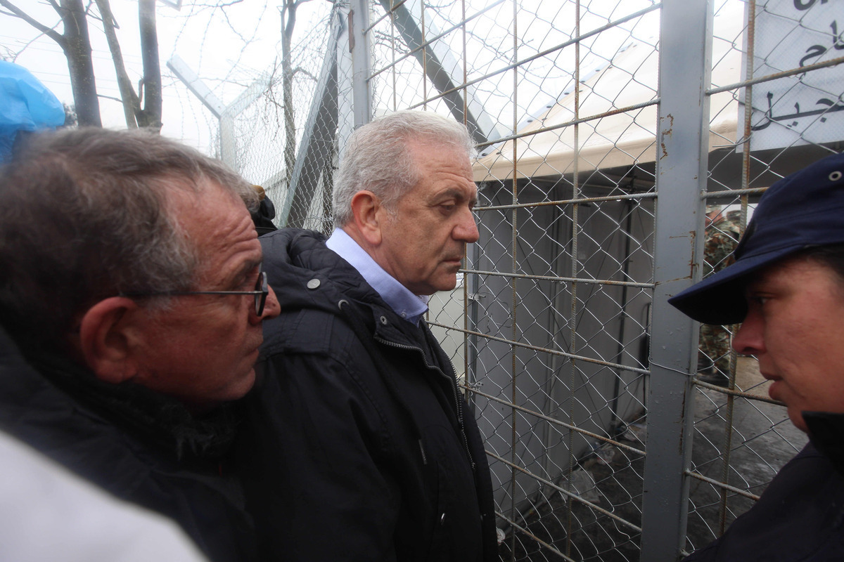 Αβραμόπουλος: Τραγική και απαράδεκτη η κατάσταση στην Ειδομένη!