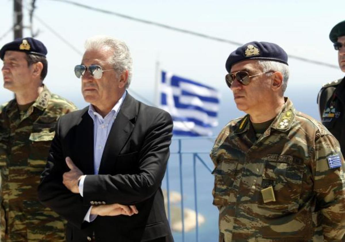 Εντολή Αβραμόπουλου στον Α/ΓΕΕΘΑ – “Ψάξε τυχόν εμπλοκή των Ενόπλων Δυνάμεων στη ΧΑ”