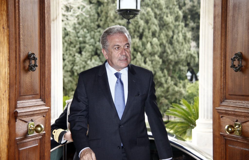 Θέμα ακόμα και ωρών η αποκάλυψη του υποψήφιου Προέδρου της Δημοκρατίας – Δεν αποκλείονται ανακοινώσεις από τον Τσίπρα κατά τις προγραμματικές δηλώσεις