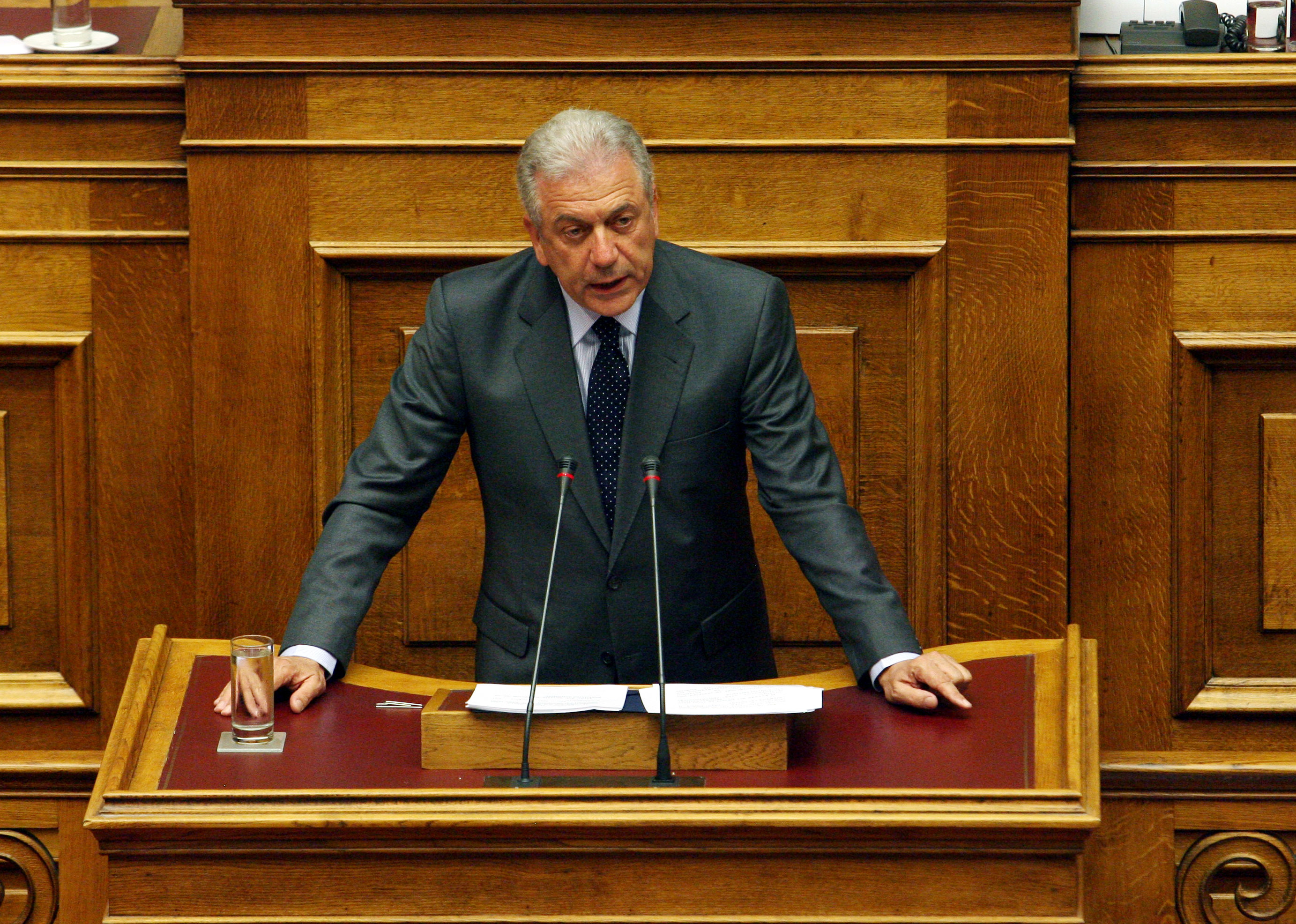 Αβραμόπουλος: Σχέδιο ανασυγκρότησης για την Ελλάδα
