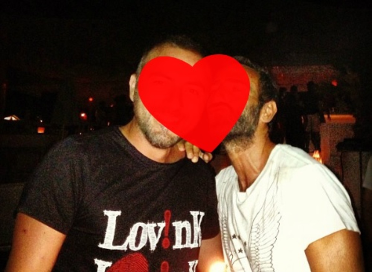 Με ποιόν τραγουδιστή… ερωτοτροπεί ο Αντώνης Κανάκης;