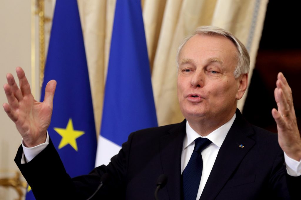Στόχος της Γαλλίας να εξοικονομήσει 50 δισ. ευρώ μέχρι το 2017