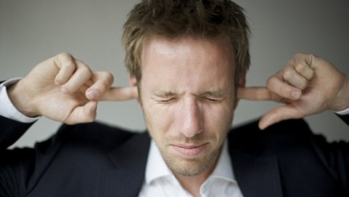 Μάθετε γιατί βουίζουν τα αφτιά σας…