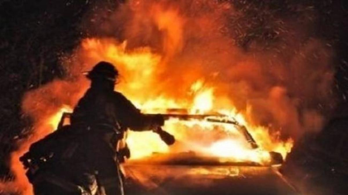 Πλήρωσε ακριβά το παιχνίδι με το βεγγαλικό! Στην εντατική 19χρονος στρατιώτης μετά από έκρηξη