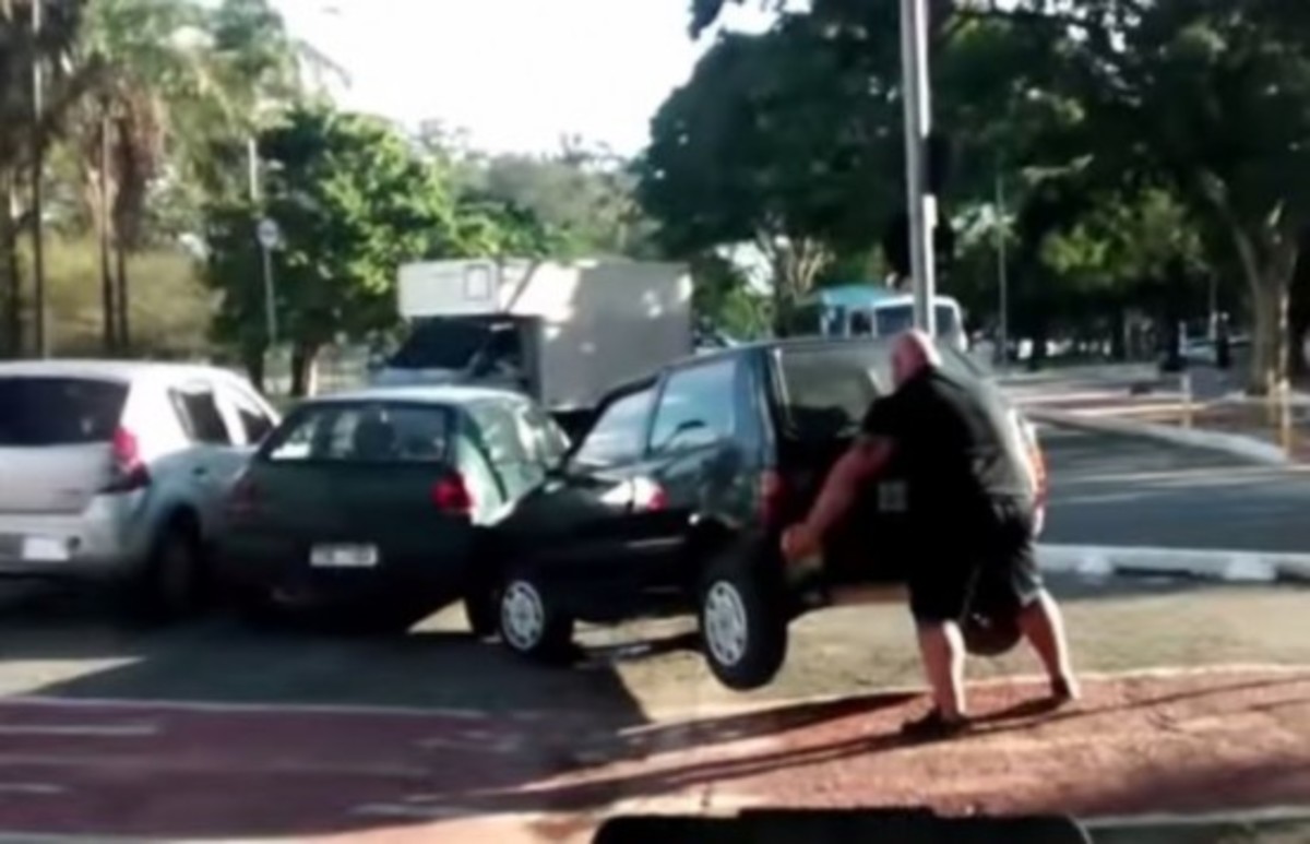 Σήκωσε αυτοκίνητο στον αέρα