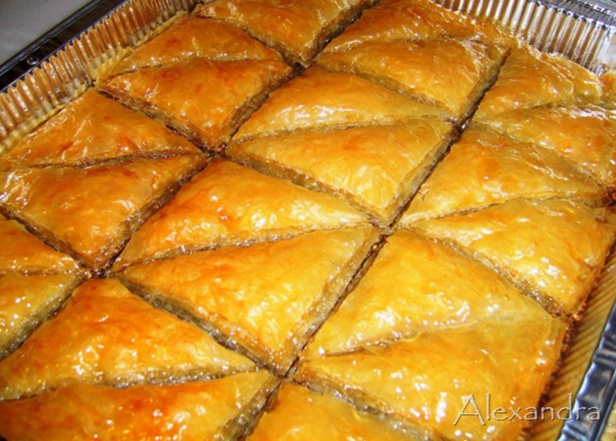 Τοματάκι Σαντορίνης και μπακλαβάς στα προϊόντα ΠΟΠ