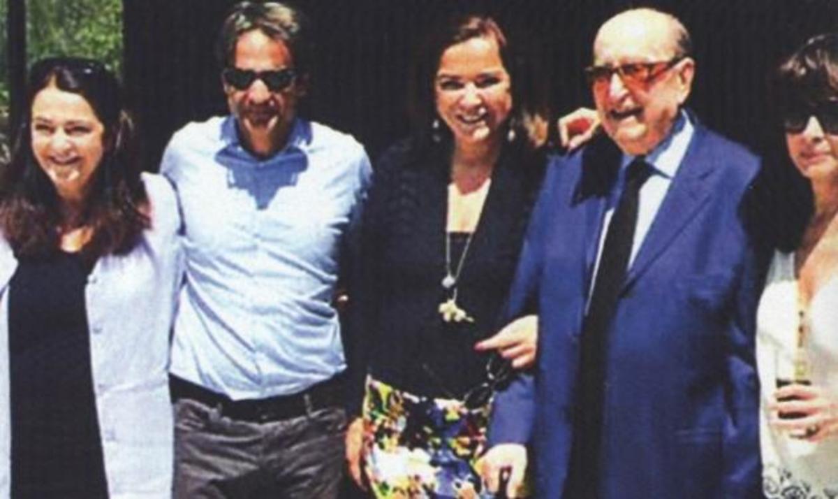 Οι οικογενειακές γιορτές της Ντόρας Μπακογιάννη στα Χανιά!