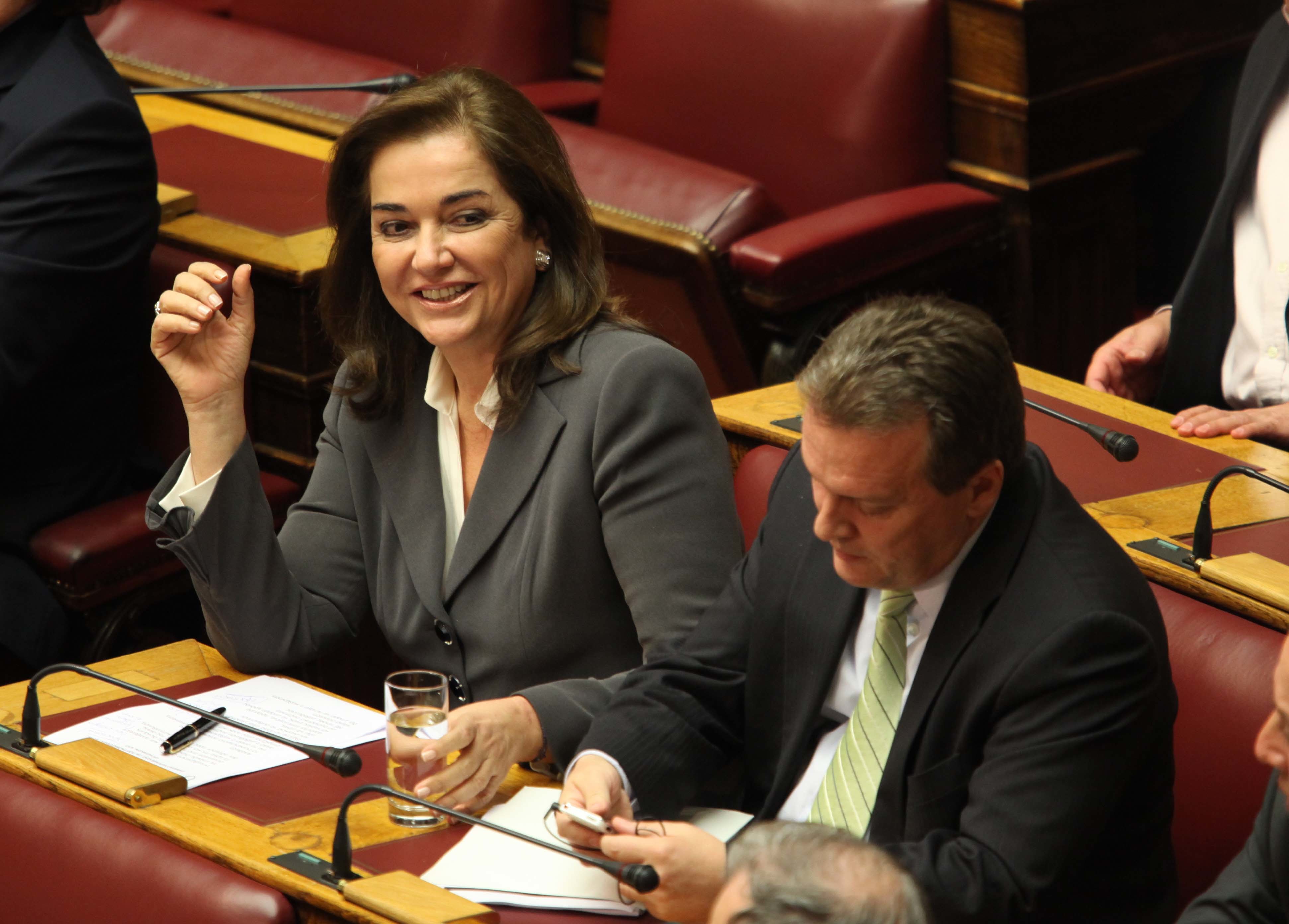 “Παίζει” και Ντόρα για ΥΕΘΑ, λένε οι πληροφορίες