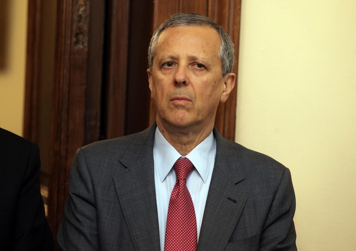 Ο Τάκης Μπαλτάκος τώρα ζωντανά μια συζήτηση εφ’ολης της ύλης