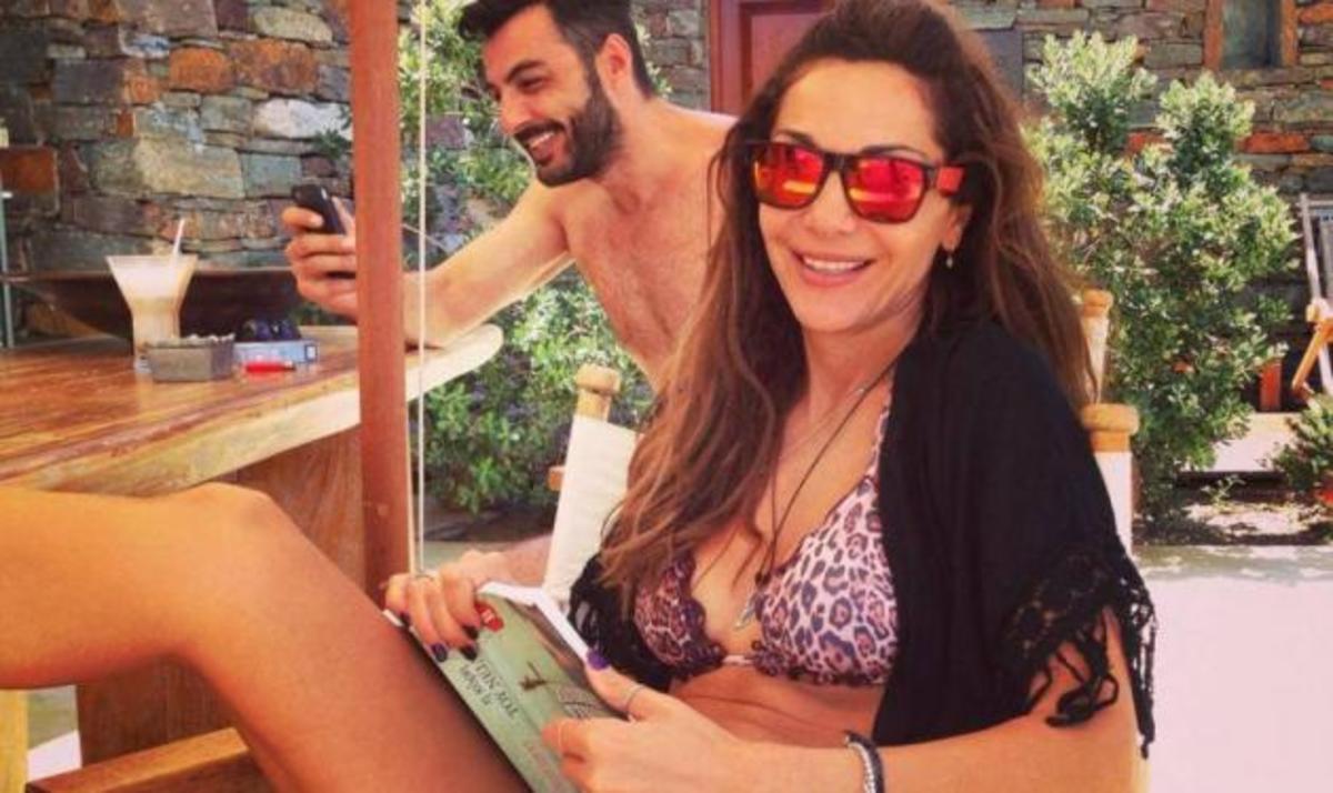 Δέσποινα Βανδή: Φωτογραφίες από το ταξίδι της στην Τζια!