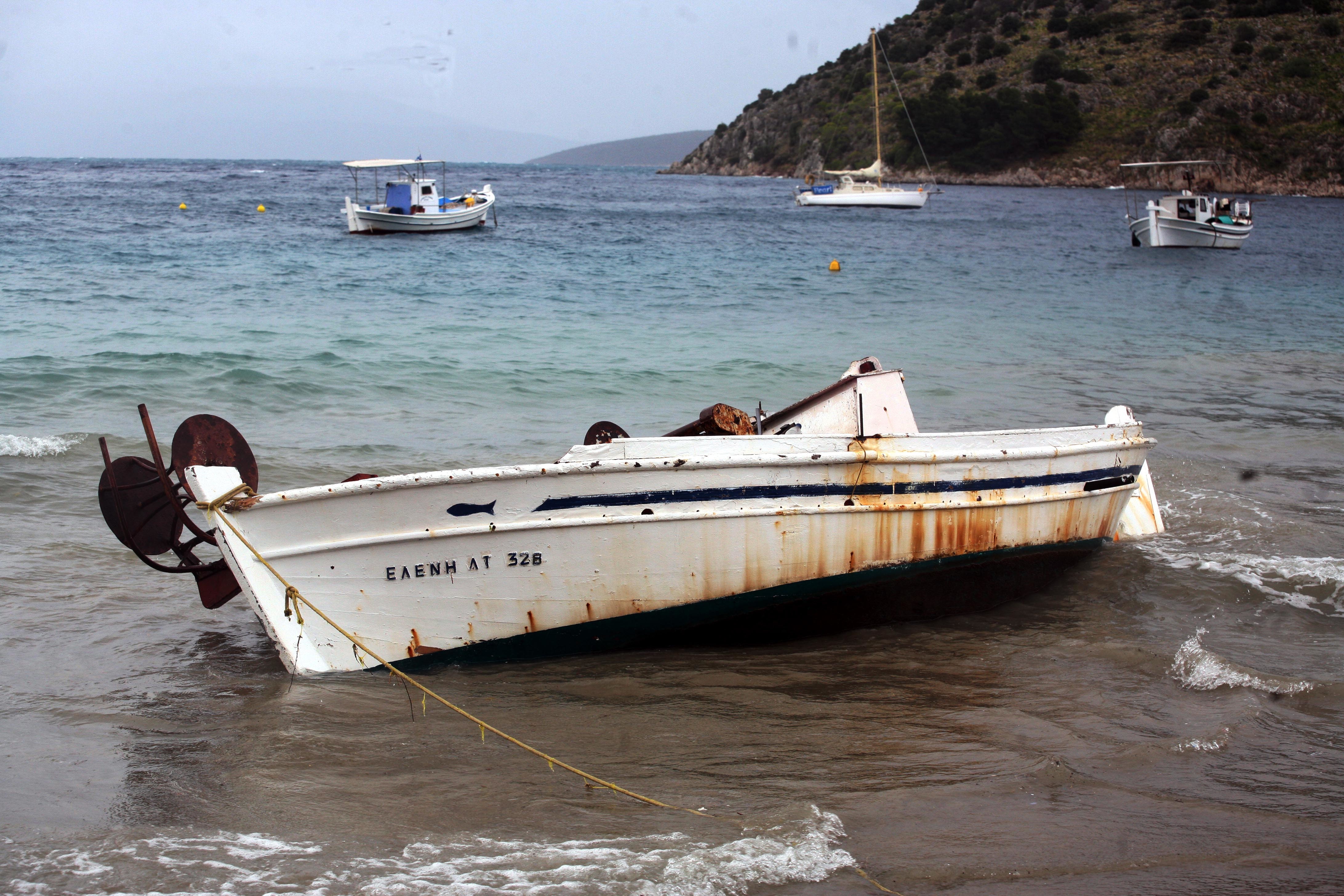 Σάτυρος παρέσυρε παιδιά σε βάρκα για να ασελγήσει σε βάρος τους
