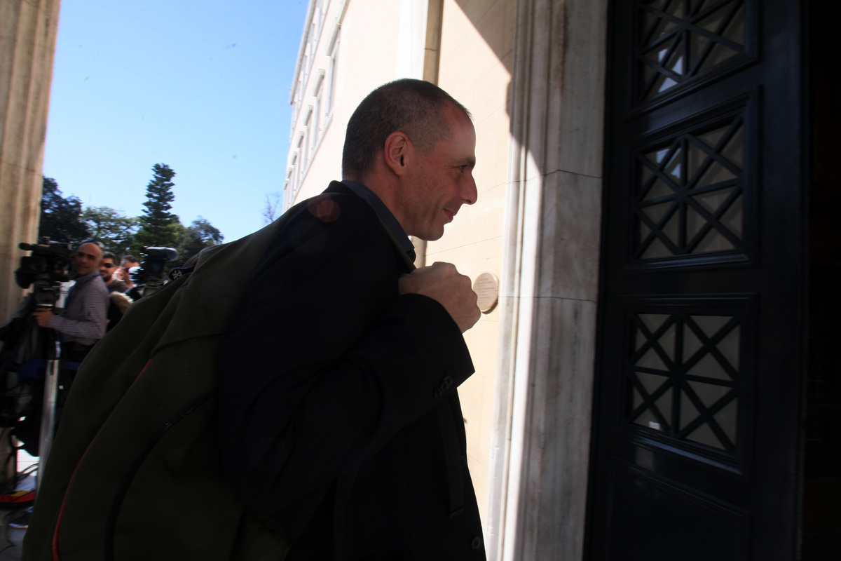 Αλέξη SOS! Σάλπισε σιωπητήριο στο Γιάνη (Βαρουφάκη)