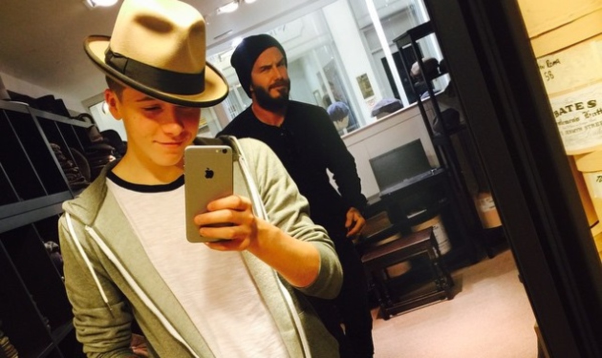 Δείτε πώς ντρόπιασε ο David Beckham το γιο του στα social media!