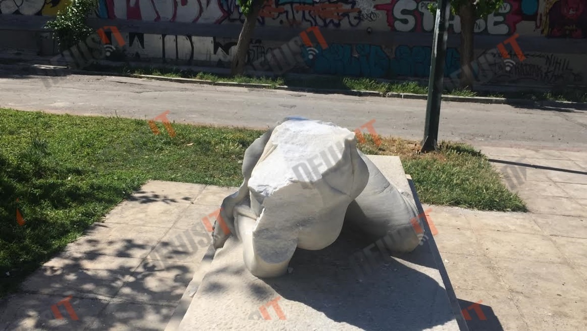 Ο Μπαλτάς επικοινώνησε με τον Καμίνη για την αποκεφαλισμένη “Βόρειο Ήπειρο”