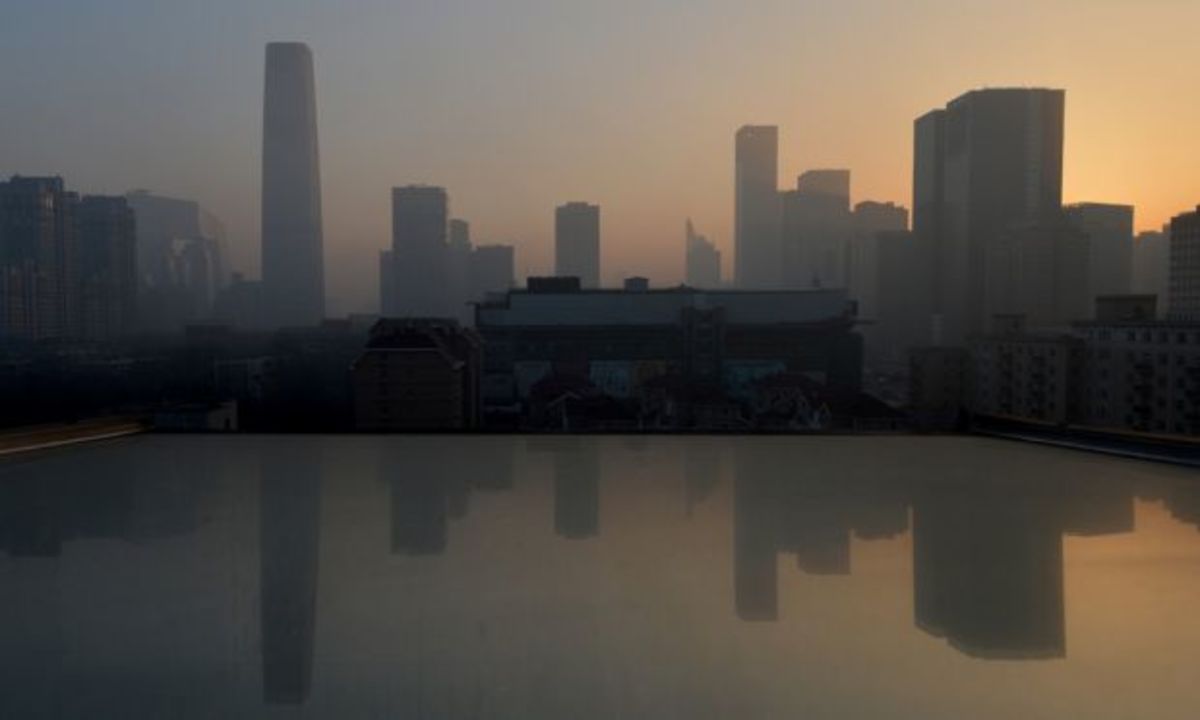 Δραστικά μέτρα για τη μείωση της ατμοσφαιρικής ρύπανσης παίρνει το Πεκίνο
