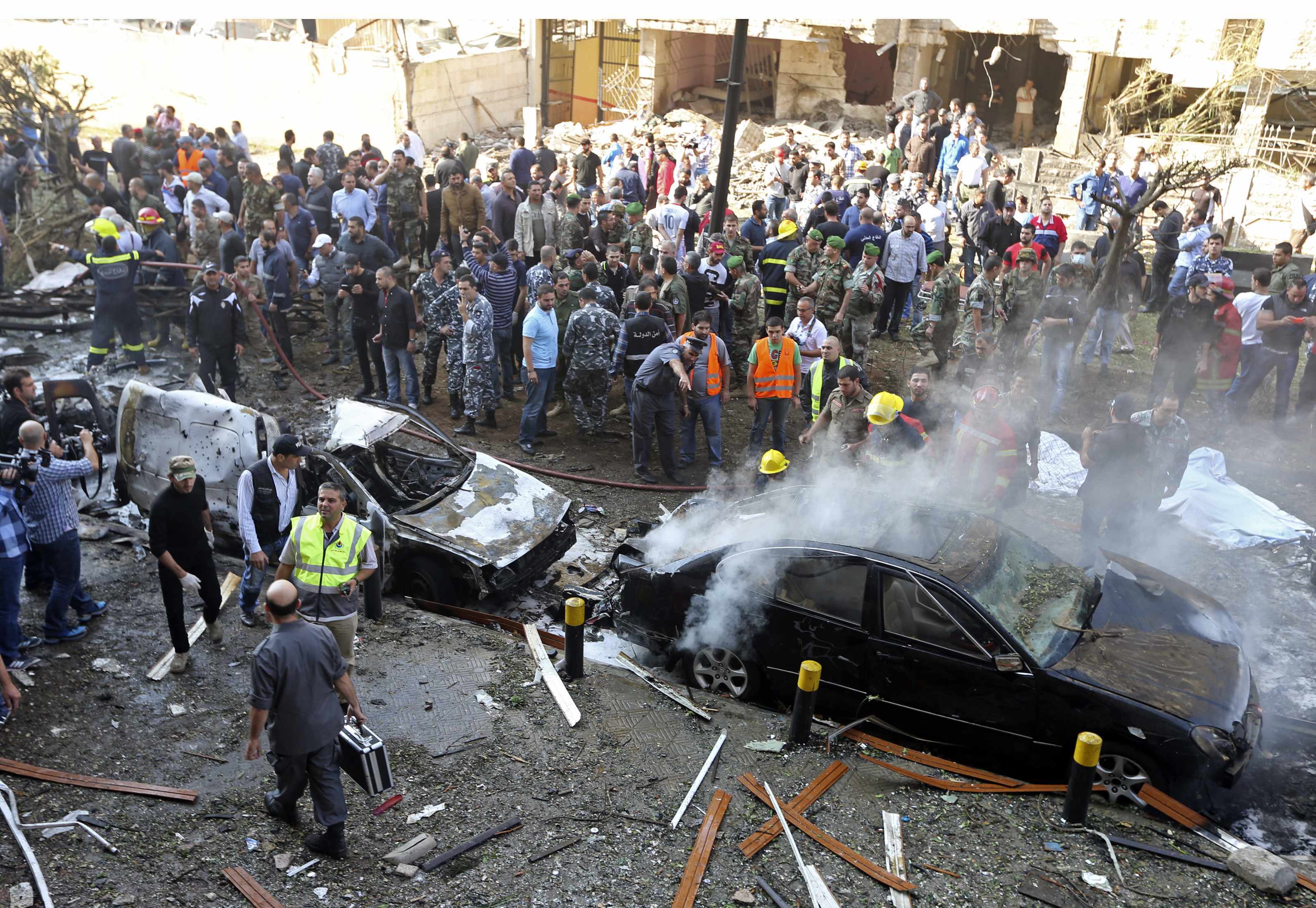 Βηρυτός: Βομβιστική επίθεση με στόχο την πρεσβεία του Ιράν, 18 νεκροί
