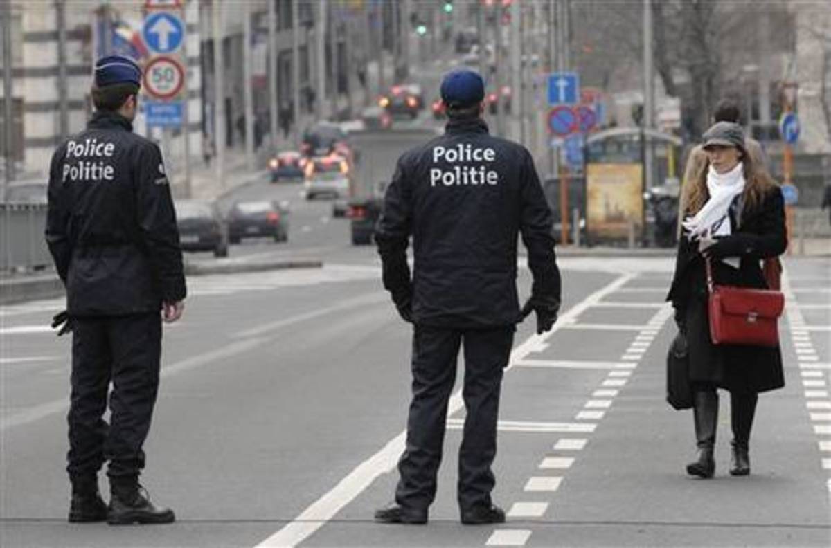 Τρεις νεκροί και ένας τραυματίας από πυρά αγνώστου στο Εβραϊκό Μουσείο στις Βρυξέλλες