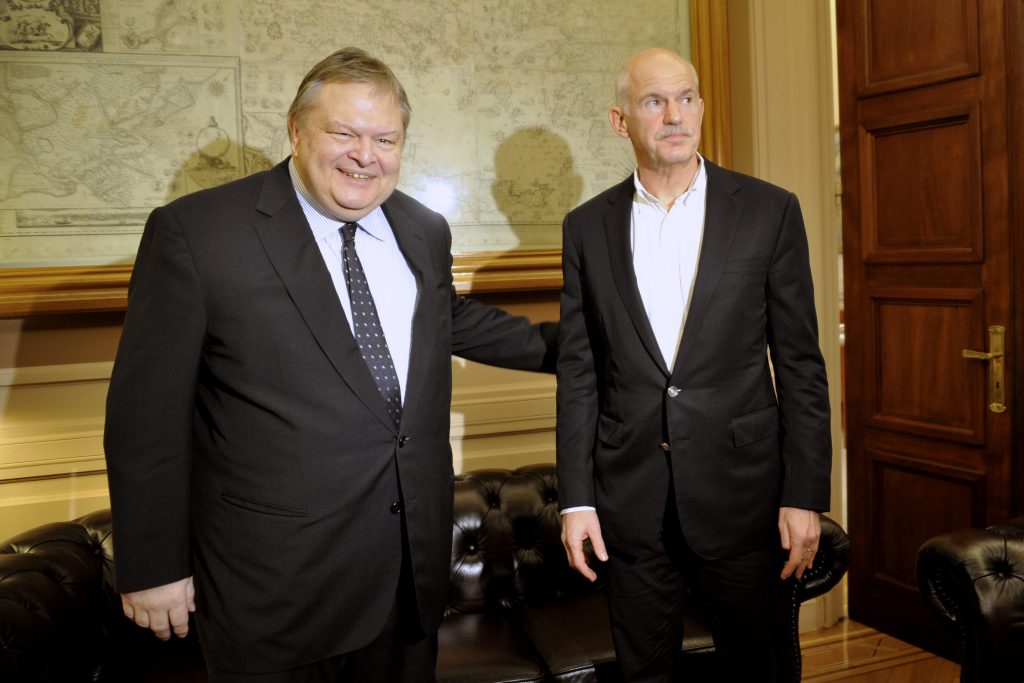 “Ξένο σώμα” θεωρεί τον Παπανδρέου ο Βενιζέλος!