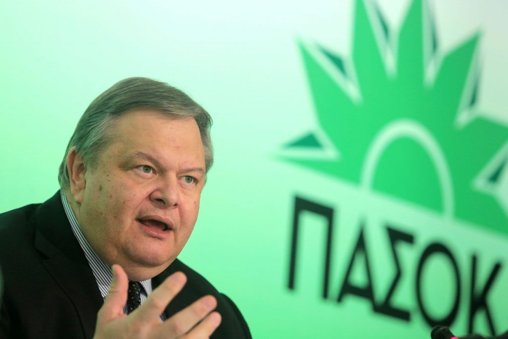 Άκρως απόρρητα σχέδια και το …χιούμορ Βενιζέλου