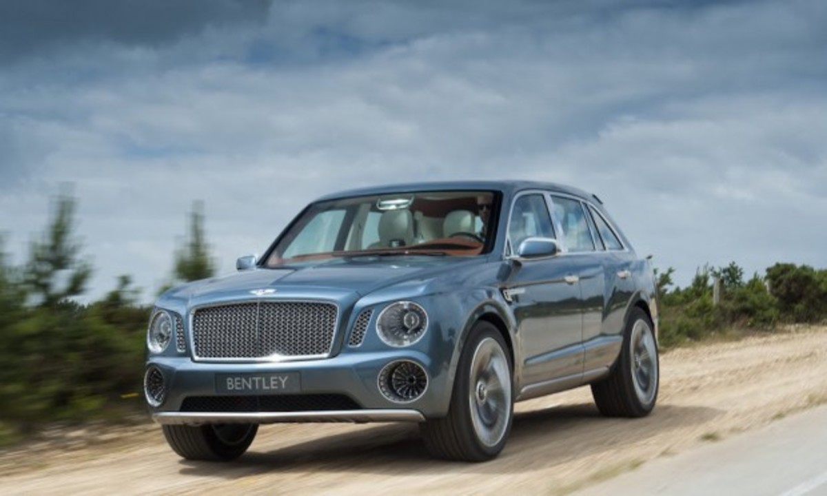 Και SUV από την Bentley, από το 2016