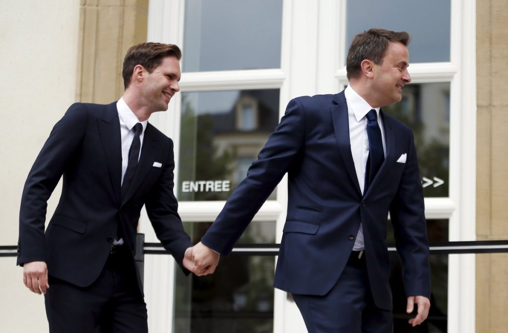 Ο πρωθυπουργός του Λουξεμβούργου παντρεύτηκε το σύντροφό του! – Φωτογραφίες