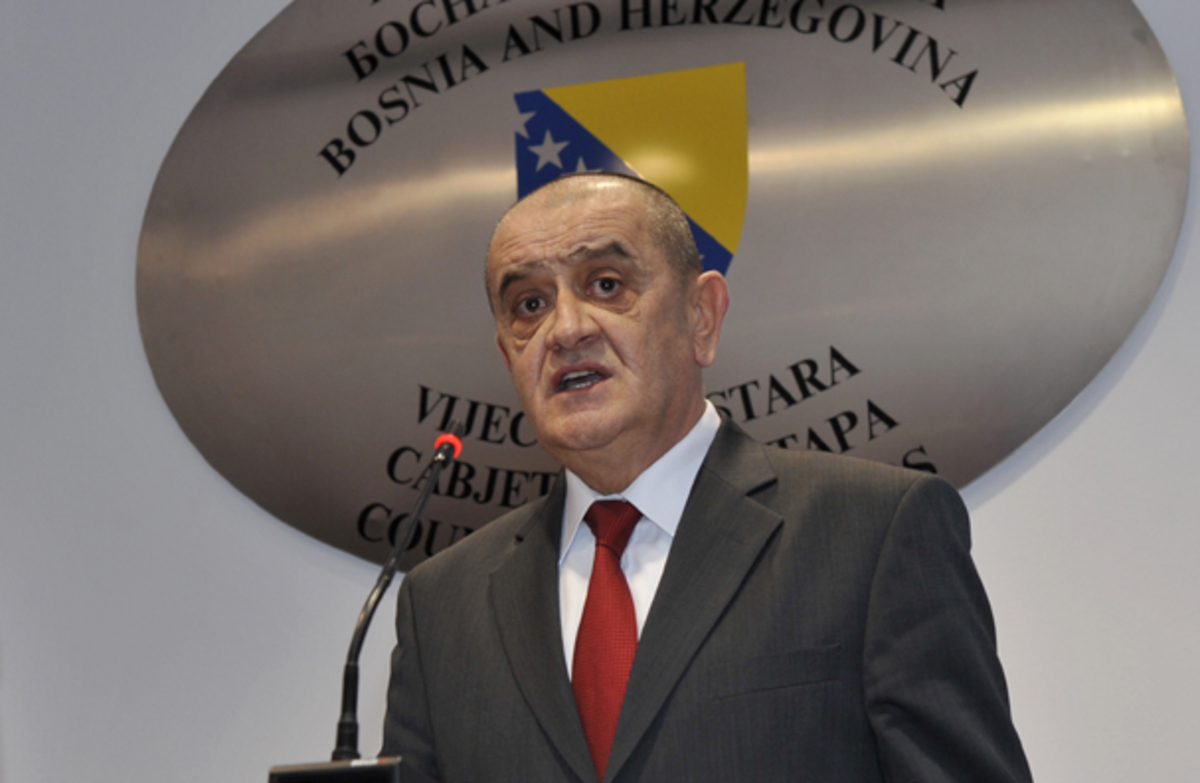 Η βοσνιακή κυβέρνηση διαψεύδει τη λήψη μέτρων λιτότητας, λόγω της συμφωνίας με το ΔΝΤ