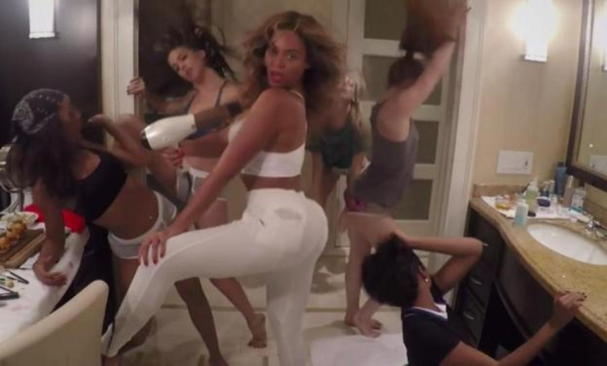 Η Beyonce χορεύει με εσώρουχα και σπάει το διαδίκτυο! (Βίντεο)