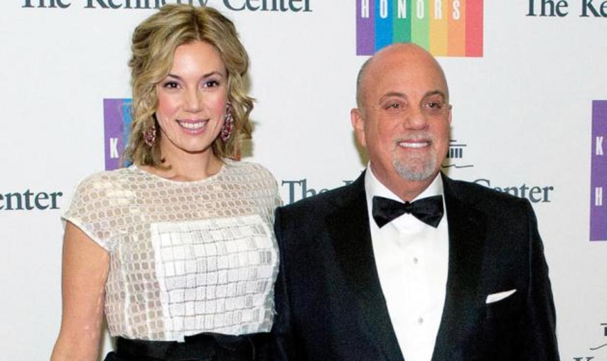 65χρονος τραγουδιστής ερωτεύτηκε 33χρονη και θα γίνει πατέρας!