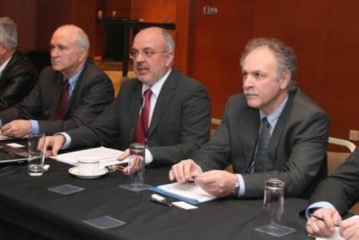 Στα βράχια η Ελληνική Αμυντική Βιομηχανία – Ο Πρόεδρος του ΣΕΚΠΥ απαντάει σε όλα τα ερωτήματα