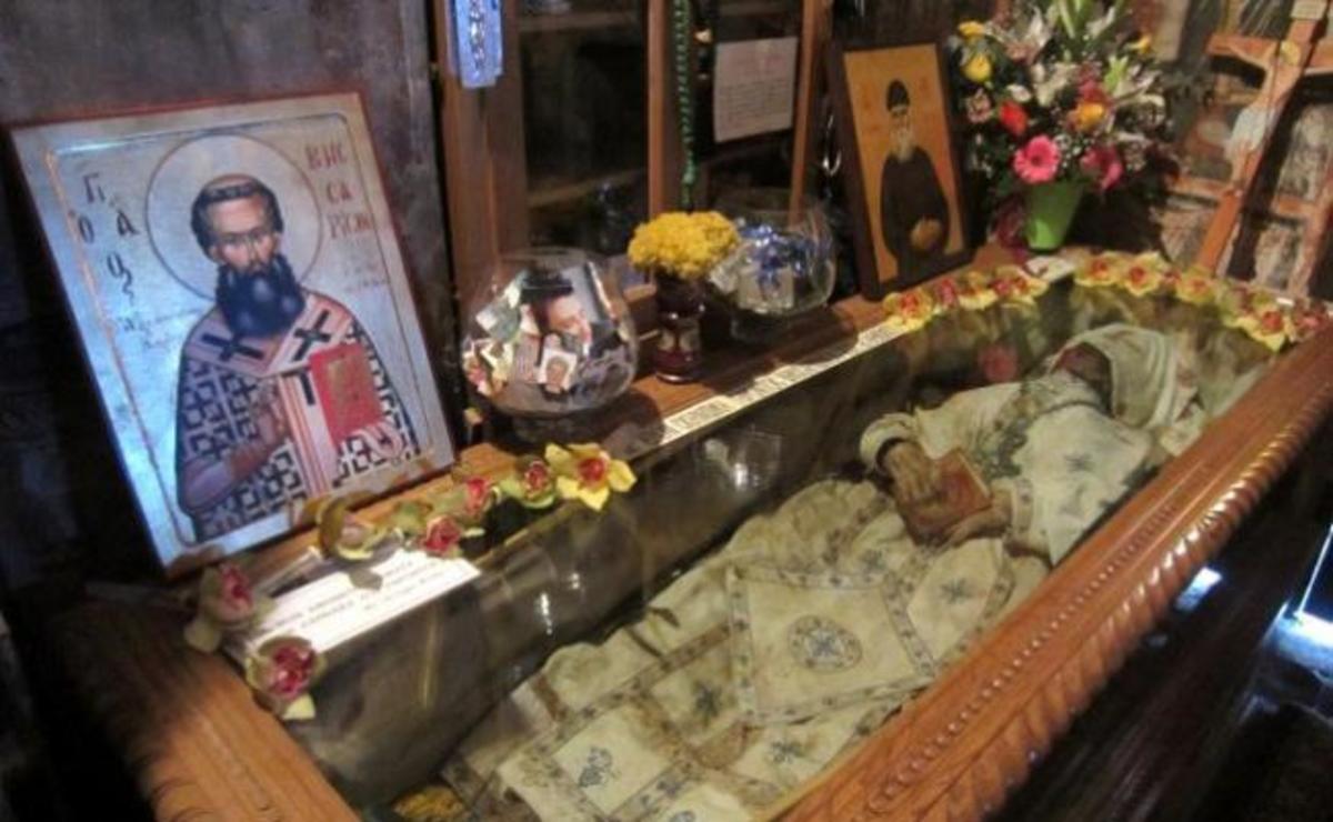 Όλη η αλήθεια για την αγιοποίηση του γέροντα Βησσαρίωνα (βίντεο)