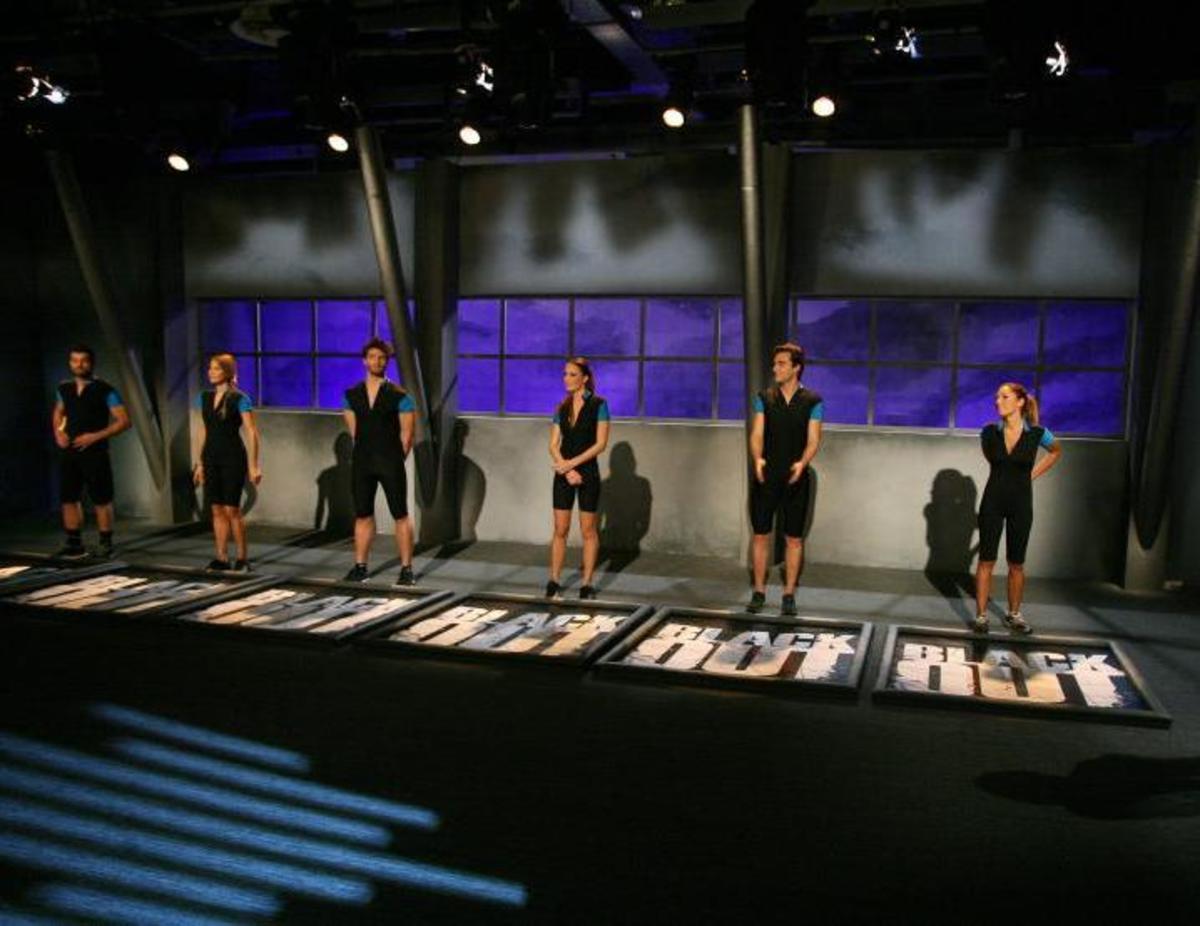 Μεγάλη Δευτέρα με CELEBRITY BLACKOUT! Ποιοι διάσημοι θα παίξουν στο σκοτάδι;