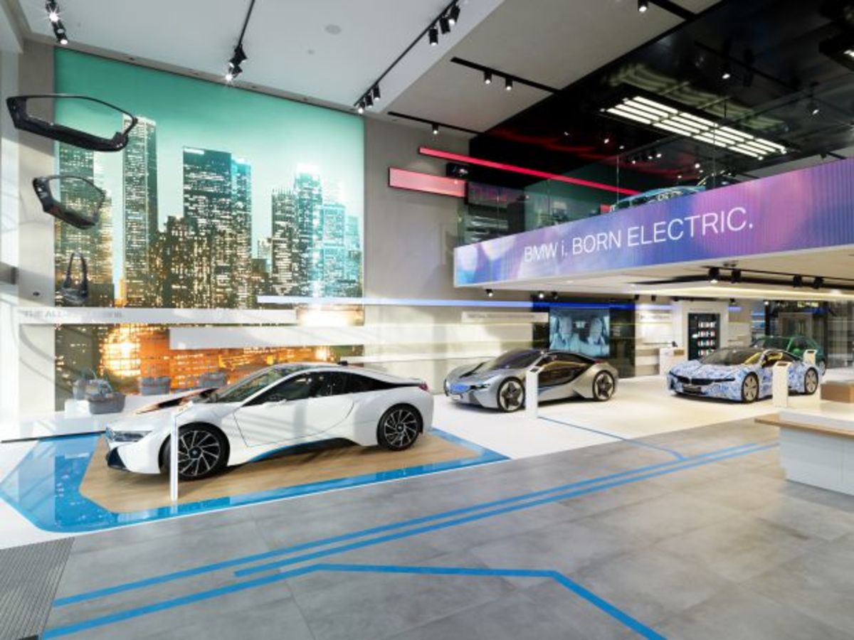 Το βραβείο σχεδίασης Iconic Award 2014 κέρδισε το BMW Brand Store