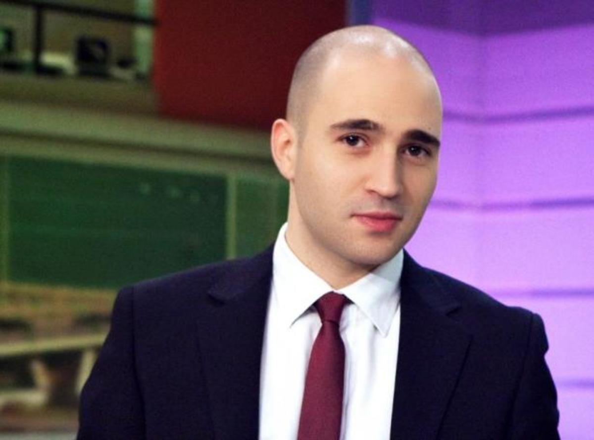Ποιος θα κάνει ποδαρικό στην εκπομπή του Μπογδάνου;