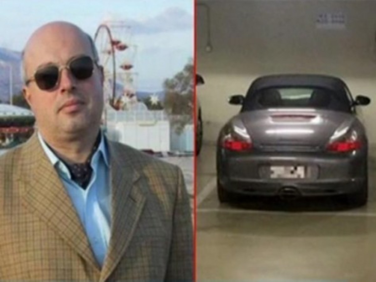 Ο βουλευτής με την Porsche δεν την πούλησε! Την έκρυψε!