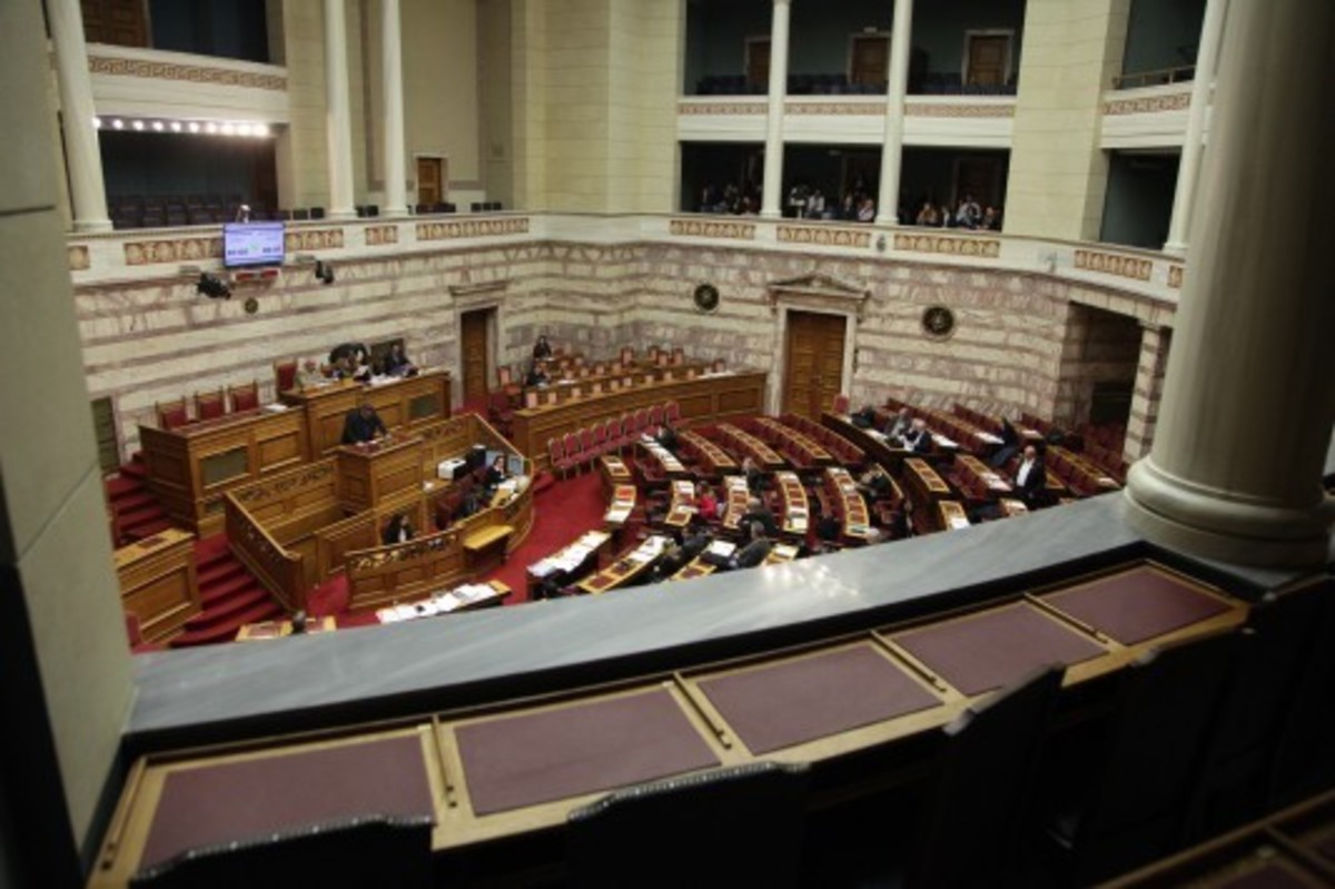 Περνούν το παράλληλο πρόγραμμα μέσω ΠΝΠ! – “Άνθρακας ο θησαυρός” λέει το ΠΑΣΟΚ